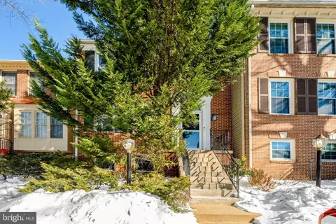 6502 Milva Ln, Springfield, VA 22150