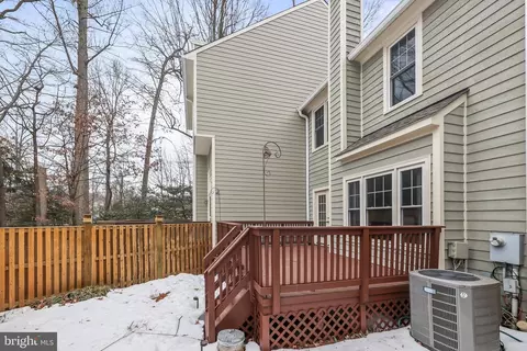 1202 Weatherstone Ct, Reston, VA 20194 photo 5