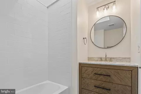 Bath - 11310 Handlebar Rd, Reston, VA 20191 photo 3 of 4