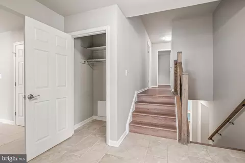 Entry Way - 11310 Handlebar Rd, Reston, VA 20191 photo 8 of 11