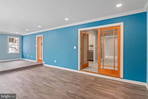 Living - 11310 Handlebar Rd, Reston, VA 20191 photo 5 of 10