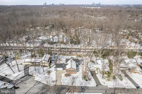 View/Area - 11310 Handlebar Rd, Reston, VA 20191 photo 2 of 2