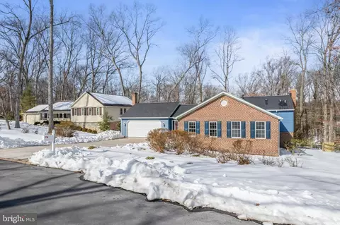 Exterior - 11310 Handlebar Rd, Reston, VA 20191 photo 4 of 4