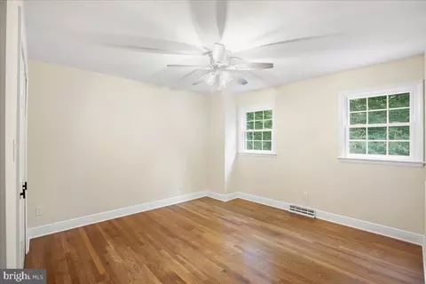 Bedroom - 11603 Virgate Ln, Reston, VA 20191 photo 6 of 8