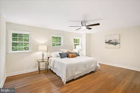 Bedroom - 11603 Virgate Ln, Reston, VA 20191 photo 2 of 8