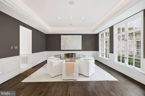 Dining - 904 Mackall Ave, Mclean, VA 22101 photo 1 of 3
