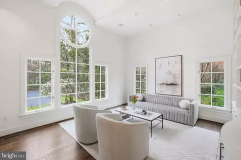 Other - 904 Mackall Ave, Mclean, VA 22101 photo 2 of 11