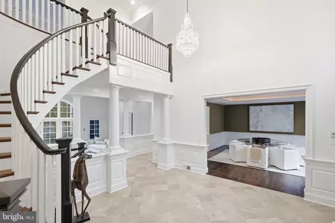Entry Way - 904 Mackall Ave, Mclean, VA 22101 photo 1 of 6