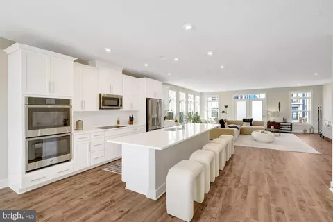 Kitchen - 1694 Bandit Loop #17B, Reston, VA 20190 photo 2 of 3