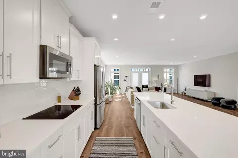 Entry Way - 1694 Bandit Loop #17B, Reston, VA 20190 photo 2 of 8