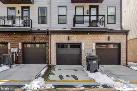 Exterior - 1694 Bandit Loop #17B, Reston, VA 20190 photo 3 of 3