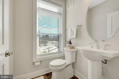 Entry Way - 1694 Bandit Loop #17B, Reston, VA 20190 photo 4 of 8