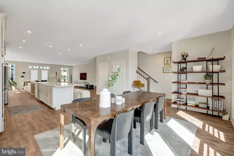 Dining - 1694 Bandit Loop #17B, Reston, VA 20190 photo 3 of 3