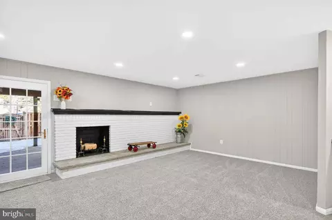 6639 Green Ash Dr, Springfield, VA 22152 photo 45