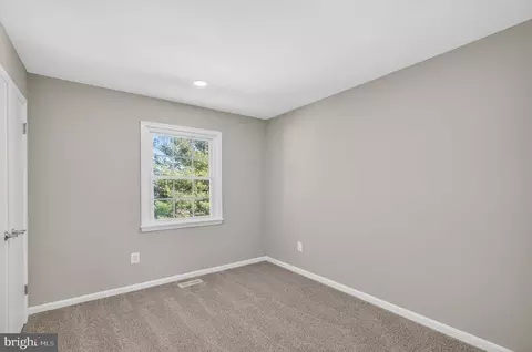 6639 Green Ash Dr, Springfield, VA 22152 photo 27