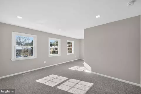 6639 Green Ash Dr, Springfield, VA 22152 photo 32