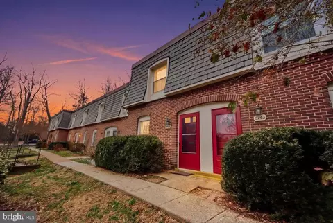 8141 Kingsway Ct #289, Springfield, VA 22152
