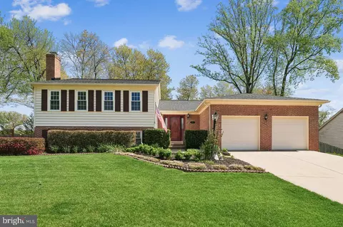 4603 Demby Dr, Fairfax, VA 22032