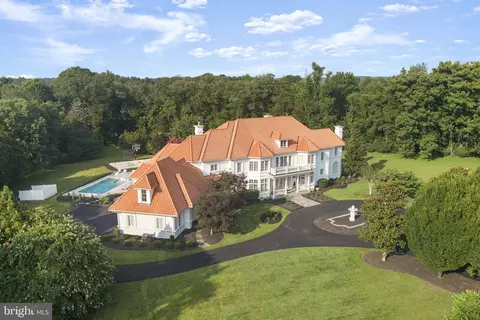 9500 Georgetown Pike, Great Falls, VA 22066