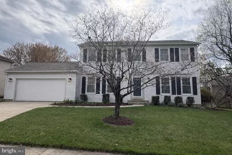 12525 Arnsley Ct, Herndon, VA 20171