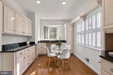 Kitchen - 1317 Merrie Ridge Rd, Mclean, VA 22101 photo 5 of 7