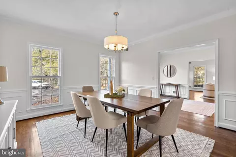 Dining - 1317 Merrie Ridge Rd, Mclean, VA 22101 photo 2 of 3
