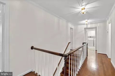 Entry Way - 1317 Merrie Ridge Rd, Mclean, VA 22101 photo 2 of 3