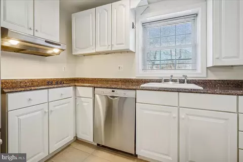 Kitchen - 7039 Calamo St, Springfield, VA 22150 photo 4 of 4
