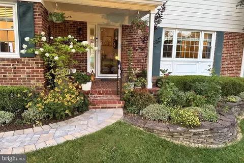 6003 Sherborn Ln, Springfield, VA 22152 photo 4