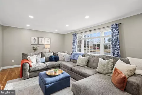 6003 Sherborn Ln, Springfield, VA 22152 photo 14