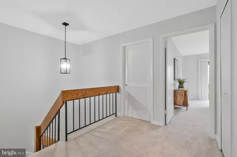 Entry Way - 2005 Wethersfield Ct, Reston, VA 20191 photo 5 of 5