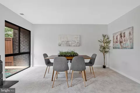 Dining - 2005 Wethersfield Ct, Reston, VA 20191 photo 3 of 3