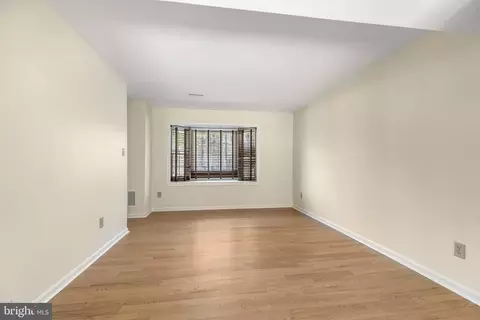 Living - 8371 Luce Ct, Springfield, VA 22153 photo 1 of 2