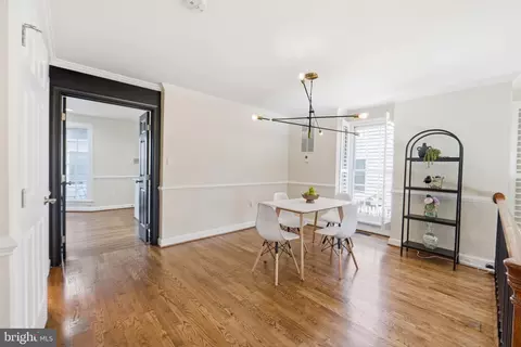 Dining - 1433 Buena Vista Ave, Mclean, VA 22101 photo 2 of 3