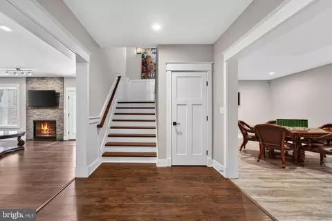 Entry Way - 9222 Brian Dr, Vienna, VA 22180 photo 22 of 23