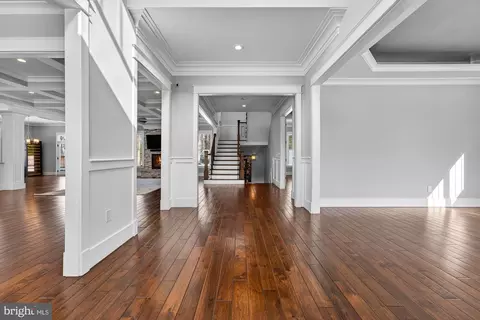 Entry Way - 9222 Brian Dr, Vienna, VA 22180 photo 2 of 23