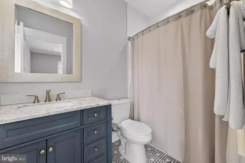 Bath - 9222 Brian Dr, Vienna, VA 22180 photo 7 of 10