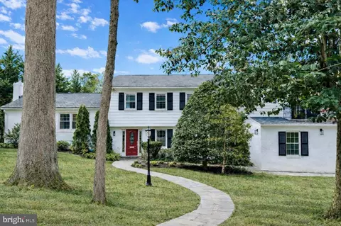 9127 Southwick St, Fairfax, VA 22031