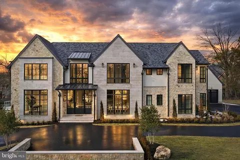 1306 Ballantrae Ct, Mclean, VA 22101