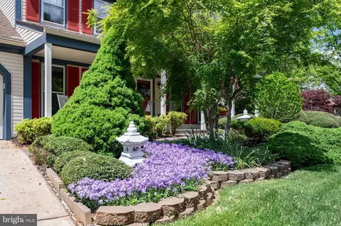 Exterior - 6830 Bluecurl Cir, Springfield, VA 22152 photo 21 of 22