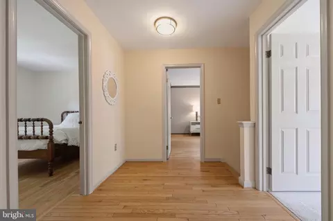 Entry Way - 6830 Bluecurl Cir, Springfield, VA 22152 photo 3 of 3