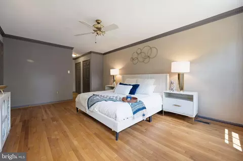 Bedroom - 6830 Bluecurl Cir, Springfield, VA 22152 photo 2 of 7
