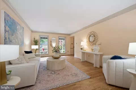 Living - 6830 Bluecurl Cir, Springfield, VA 22152 photo 1 of 7