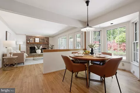 Dining - 6830 Bluecurl Cir, Springfield, VA 22152 photo 3 of 3