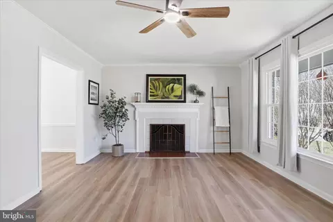 8109 Overton, Springfield, VA 22153