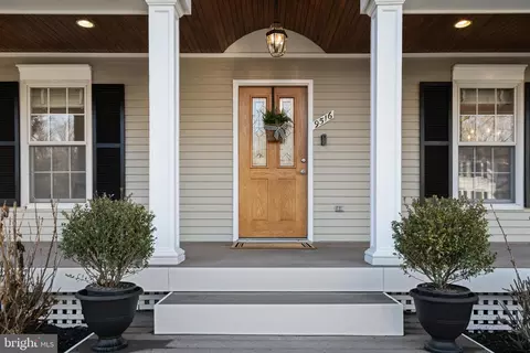 Exterior - 9516 Wallingford Dr, Burke, VA 22015 photo 10 of 17