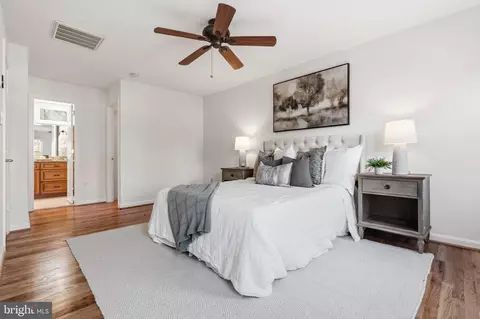 Bedroom - 9516 Wallingford Dr, Burke, VA 22015 photo 4 of 10