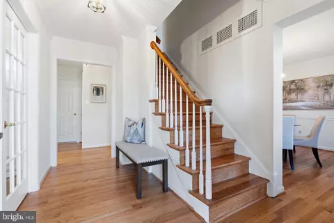 Entry Way - 9516 Wallingford Dr, Burke, VA 22015 photo 1 of 4
