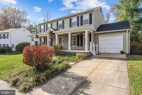 Exterior - 9516 Wallingford Dr, Burke, VA 22015 photo 6 of 17