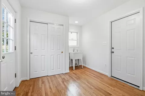 Other - 9516 Wallingford Dr, Burke, VA 22015 photo 6 of 20